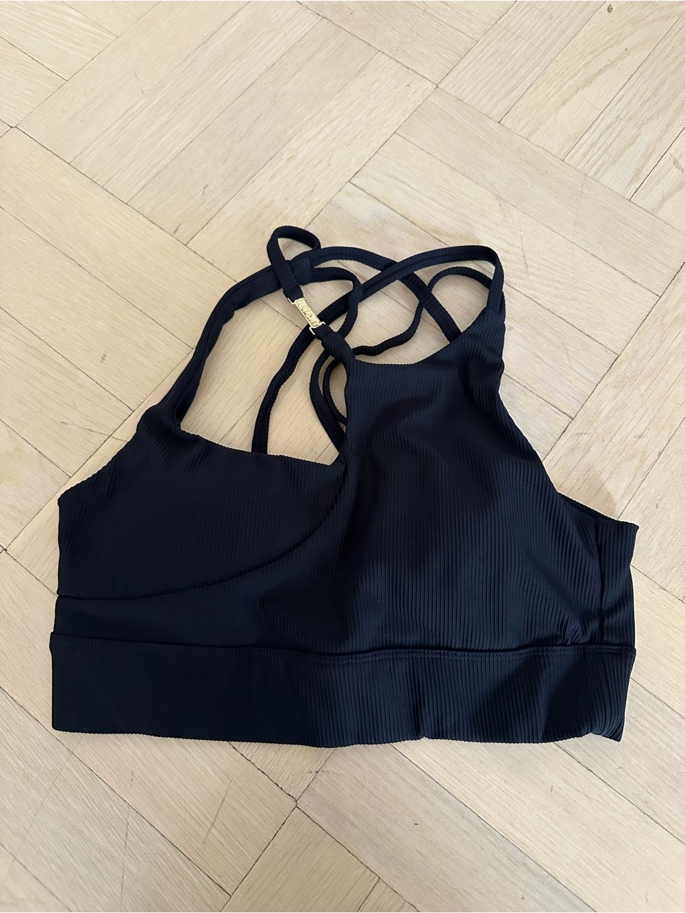 Vetchy Melrose Black Ribbed Sports Bra Medium